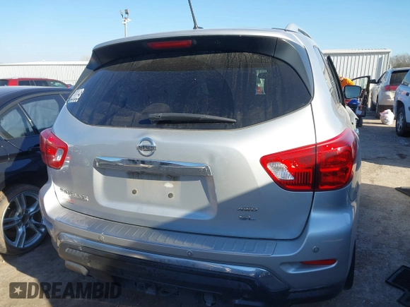 2017 Nissan Pathfinder SL with VIN 5N1DR2MM8HC643461, listed as a IAAI auction lot 40992227 with 192,634 mi miles. Bid and sale history available at carsss.com. Image 17.