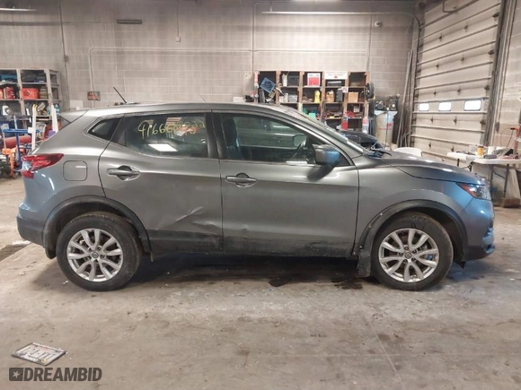 2021 Nissan Rogue Sport S with VIN JN1BJ1AW2MW662909, listed as a IAAI auction lot 41666090 with NaN miles. Bid and sale history available at carsss.com. Image 13.