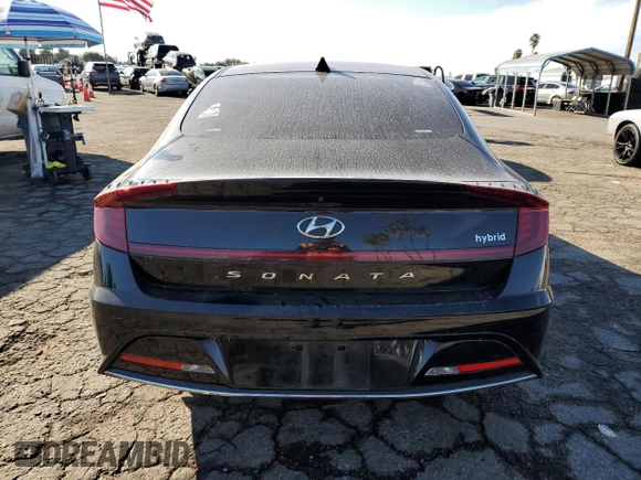 2020 Hyundai Sonata Hybrid Ultimate with VIN KMHL34JJ1LA010601, listed as a Copart auction lot 81742104 with 69,925 mi miles and Salvage Title. Bid and sale history available at carsss.com. Image 6.