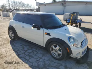 2011 MINI Hardtop с VIN WMWSU3C59BT099244, выставлен на аукционе Copart как лот 43682064 с пробегом 168 133 миль миль и Чистый • Clean title. История ставок и продаж доступна на DreamBid. Изображение 4.