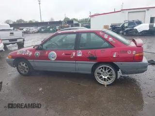 1995 Ford Escort z VIN 1FASP11J5SW107553, wystawiony jako IAAI lot #42202877 z przebiegiem 76 751 mil mil oraz . Historia ofert i sprzedaży dostępna na DreamBid. Obrazek 14.