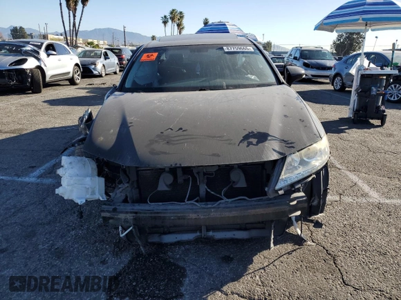 2014 Lexus ES 330 z VIN JTHBK1GG2E2106228, wystawiony jako Copart lot #44188805 z przebiegiem Nie podano mil oraz Szkoda całkowita • Salvage title. Historia ofert i sprzedaży dostępna na DreamBid. Obrazek 5.