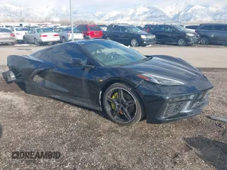 2020 Chevrolet Corvette 3LT z VIN 1G1Y82D46L5116761, wystawiony jako IAAI lot #41561999 z przebiegiem Nie podano mil oraz . Historia ofert i sprzedaży dostępna na DreamBid. Obrazek 1.