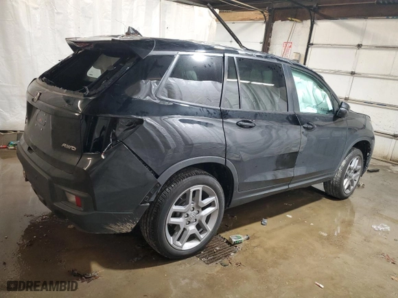 2024 Honda Passport EX-L with VIN 5FNYF8H58RB022892, listed as a Copart auction lot 79340854 with 5,532 mi miles and Salvage Title. Bid and sale history available at carsss.com. Image 3.