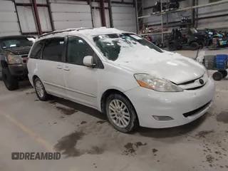 2007 Toyota Sienna XLE with VIN 5TDZK22C57S002919, listed as a IAAI auction lot 41563961 with 262,988 mi miles. Bid and sale history available at carsss.com. Image 1.