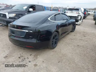 2017 Tesla Model S 100D z VIN 5YJSA1E27HF208282, wystawiony jako IAAI lot #41362736 z przebiegiem 173 162 mil mil oraz . Historia ofert i sprzedaży dostępna na DreamBid. Obrazek 4.
