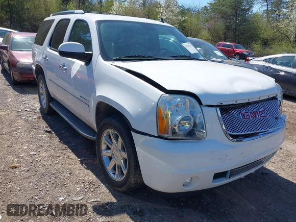 2013 GMC Yukon Denali with VIN 1GKS2EEF6DR308681, listed as a IAAI auction lot 41765321 with 190,321 mi miles. Bid and sale history available at carsss.com. Image 1.