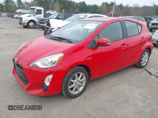 2015 Toyota Prius One with VIN JTDKDTB32F1098845, listed as a IAAI auction lot 42124053 with 111,871 mi miles and . Bid and sale history available at carsss.com. Image 2.