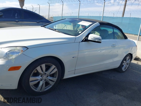 2012 Mercedes-Benz E 350 with VIN WDDKK5KF2CF146778, listed as a IAAI auction lot 41657942 with 132,886 mi miles and . Bid and sale history available at DreamBid. Image 14.