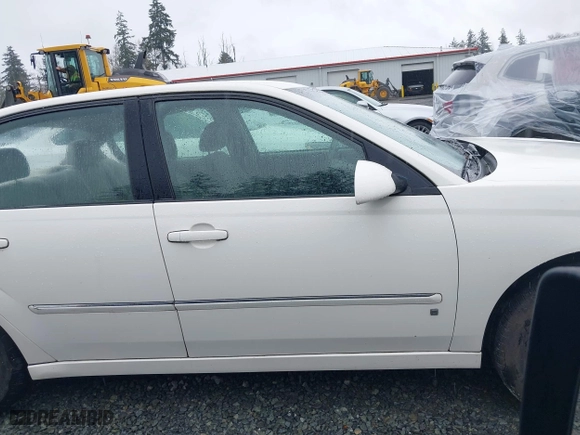 2006 Chevrolet Malibu LT w/0LT with VIN 1G1ZT51F76F210933, listed as a IAAI auction lot 41931641 with 195,079 mi miles. Bid and sale history available at carsss.com. Image 13.