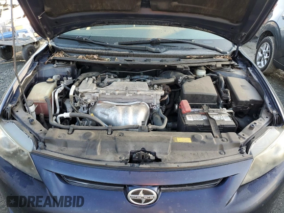 2013 Scion tC z VIN JTKJF5C78D3050747, wystawiony jako Copart lot #50610645 z przebiegiem 92 004 mil mil oraz Szkody całkowita. Historia ofert i sprzedaży dostępna na DreamBid. Obrazek 11.