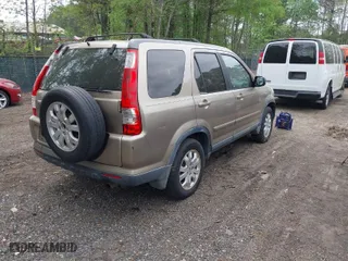 2006 Honda CR-V EX SE with VIN SHSRD78946U428647, listed as a IAAI auction lot 42086646 with 223,823 mi miles. Bid and sale history available at carsss.com. Image 4.