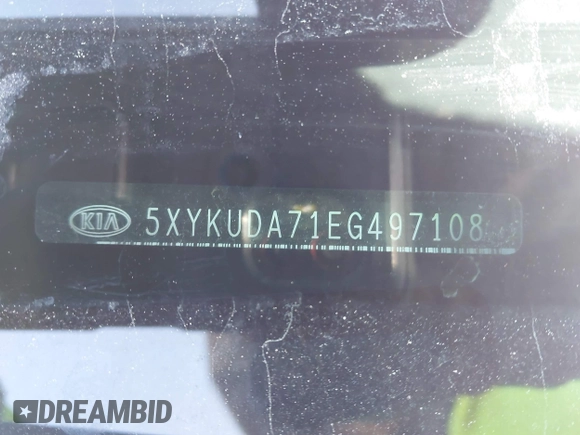2014 Kia Sorento EX with VIN 5XYKUDA71EG497108, listed as a IAAI auction lot 41886850 with 192,120 mi miles. Bid and sale history available at carsss.com. Image 9.