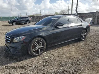2019 Mercedes-Benz E-Class E 300 with VIN WDDZF4JB3KA587195, listed as a Copart auction lot 50688185 with 58,261 mi miles and Salvage Title. Bid and sale history available at carsss.com. Image 1.