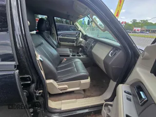 2013 Ford Expedition XLT z VIN 1FMJU1J51DEF17840, wystawiony jako Copart lot #59275185 z przebiegiem 128 479 mil mil oraz Czysty tytuł • Clean title. Historia ofert i sprzedaży dostępna na DreamBid. Obrazek 5.