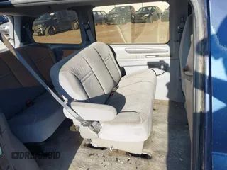 1995 Ford Windstar GL z VIN 2FMDA5148SBB49573, wystawiony jako IAAI lot #42024606 z przebiegiem 264 868 mil mil oraz . Historia ofert i sprzedaży dostępna na DreamBid. Obrazek 8.
