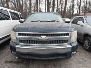 2007 Chevrolet Silverado 1500 LT w/1LT with VIN 2GCEC19J471570418, listed as a IAAI auction lot 41511134 with 219,552 mi miles. Bid and sale history available at carsss.com. Image 12.