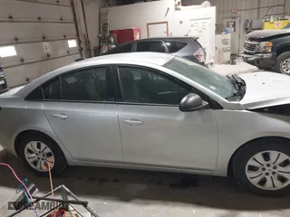 2015 Chevrolet Cruze LS with VIN 1G1PA5SH3F7150317, listed as a IAAI auction lot 41825885 with 88,180 mi miles. Bid and sale history available at carsss.com. Image 13.
