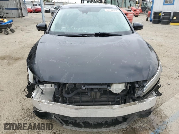 2018 Honda Clarity Plug-In Hybrid Touring with VIN JHMZC5F31JC010919, listed as a Copart auction lot 55216964 with 88,763 mi miles and Salvage Title. Bid and sale history available at carsss.com. Image 5.