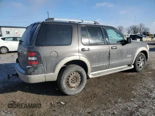 2006 Ford Explorer Eddie Bauer z VIN 1FMEU74816UB52918, wystawiony jako Copart lot #43963825 z przebiegiem 135 249 mil mil oraz Szkoda całkowita • Salvage title. Historia ofert i sprzedaży dostępna na DreamBid. Obrazek 3.