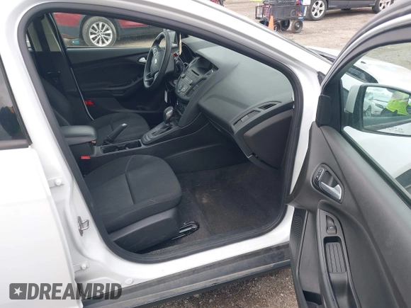 2017 Ford Focus SE with VIN 1FADP3F26HL320298, listed as a IAAI auction lot 41995617 with 128,704 mi miles. Bid and sale history available at carsss.com. Image 5.