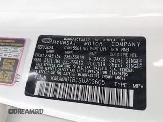 2025 Genesis GV70 2.5T z VIN KMUMADTB1SU203605, wystawiony jako IAAI lot #42385674 z przebiegiem Nie podano mil oraz . Historia ofert i sprzedaży dostępna na DreamBid. Obrazek 9.
