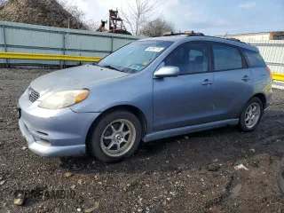 2003 Toyota Matrix Std with VIN 2T1KR32E03C055793, listed as a Copart auction lot 52296775 with 299,999 mi miles and Clean Title. Bid and sale history available at carsss.com. Image 1.