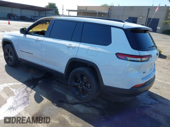 2023 Jeep Grand Cherokee Limited with VIN 1C4RJKBGXP8892800, listed as a IAAI auction lot 42161939 with Not provided miles and . Bid and sale history available at DreamBid. Image 3.
