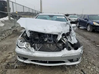 2007 Mercedes-Benz C 230 Sport z VIN WDBRF52H27E023149, wystawiony jako Copart lot #42544025 z przebiegiem 143 576 mil mil oraz Nie do naprawy • Non repairable. Historia ofert i sprzedaży dostępna na DreamBid. Obrazek 5.