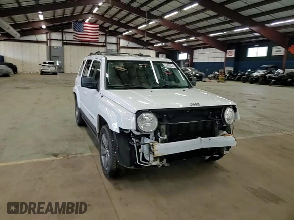 2015 Jeep Patriot High Altitude z VIN 1C4NJPFA0FD157556, wystawiony jako Copart lot #55453425 z przebiegiem 97 409 mil mil oraz Szkoda całkowita • Salvage title. Historia ofert i sprzedaży dostępna na DreamBid. Obrazek 15.