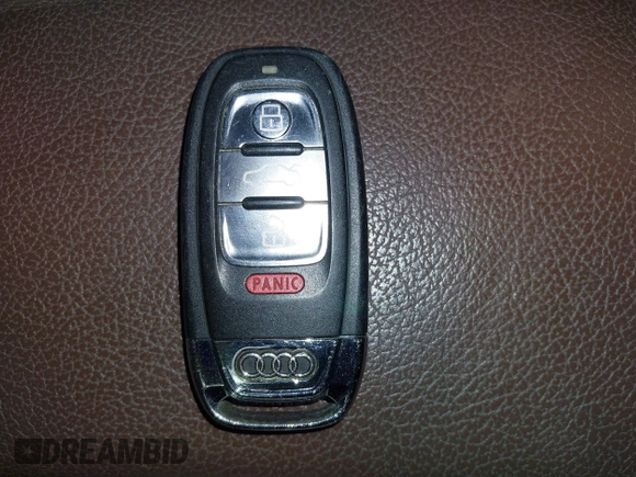 2013 Audi Q5 Premium с VIN WA1CFAFP1DA018829, выставлен на аукционе IAAI как лот 42591929 с пробегом 92 441 миль миль и . История ставок и продаж доступна на DreamBid. Изображение 11.