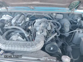 1994 Ford Explorer z VIN 1FMCU24X4RUC05892, wystawiony jako IAAI lot #41564472 z przebiegiem 510 872 mil mil oraz . Historia ofert i sprzedaży dostępna na DreamBid. Obrazek 10.