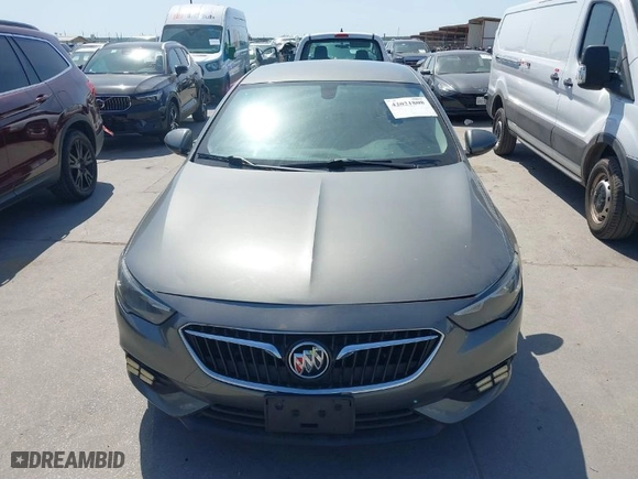 2018 Buick Regal Sportback Preferred II with VIN W04GM6SX6J1128877, listed as a IAAI auction lot 42021808 with 121,264 mi miles. Bid and sale history available at carsss.com. Image 12.