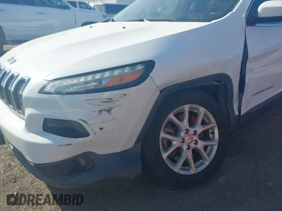 2014 Jeep Cherokee Latitude with VIN 1C4PJLCB1EW226188, listed as a IAAI auction lot 41869119 with 54,478 mi miles. Bid and sale history available at carsss.com. Image 6.