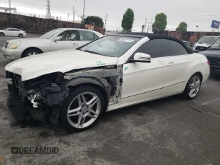 2013 Mercedes-Benz E 350 с VIN WDDKK5KF6DF203436, выставлен на аукционе Copart как лот 56057715 с пробегом 99 526 миль миль и Списание • Salvage title. История ставок и продаж доступна на DreamBid. Изображение 1.