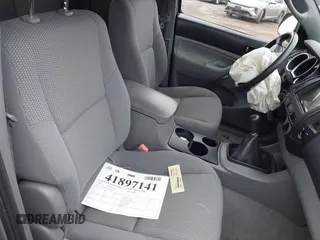 2006 Toyota Tacoma with VIN 5TEUX42N66Z233581, listed as a IAAI auction lot 41897141 with 153,117 mi miles and . Bid and sale history available at DreamBid. Image 5.