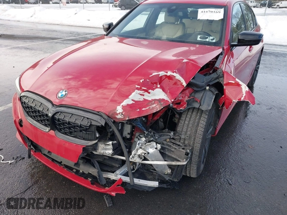 2022 BMW 3 Series M340i xDrive with VIN WBA5U9C01NFM09684, listed as a IAAI auction lot 41670169 with 38,640 mi miles and . Bid and sale history available at DreamBid. Image 6.