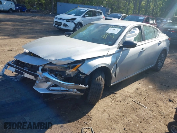 2024 Nissan Altima SV with VIN 1N4BL4DV3RN429961, listed as a IAAI auction lot 42205241 with 15,745 mi miles and . Bid and sale history available at DreamBid. Image 18.