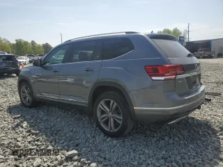 2018 Volkswagen Atlas SEL z VIN 1V2SR2CA4JC583122, wystawiony jako Copart lot #52748205 z przebiegiem 86 071 mil mil oraz Szkoda całkowita • Salvage title. Historia ofert i sprzedaży dostępna na DreamBid. Obrazek 2.
