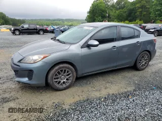 2012 Mazda 3 i Sport z VIN JM1BL1UG0C1584623, wystawiony jako Copart lot #56769645 z przebiegiem 214 383 mil mil oraz Szkody całkowita. Historia ofert i sprzedaży dostępna na DreamBid. Obrazek 1.