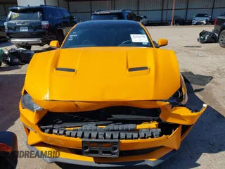 2019 Ford Mustang EcoBoost with VIN 1FA6P8TH5K5152941, listed as a IAAI auction lot 41621158 with 111,037 mi miles and . Bid and sale history available at carsss.com. Image 12.