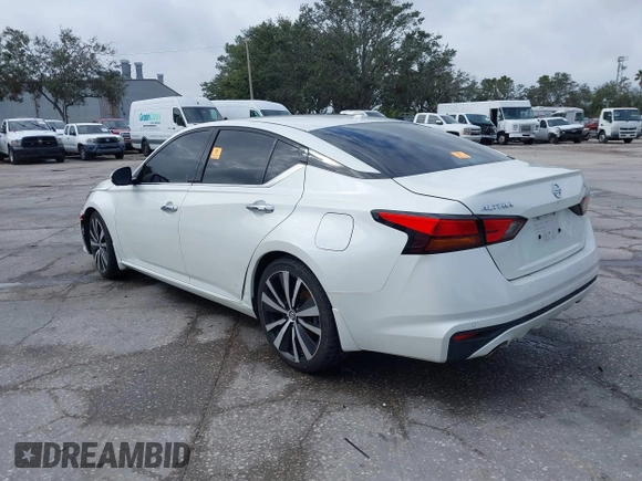 2020 Nissan Altima Platinum with VIN 1N4BL4FV0LC146255, listed as a IAAI auction lot 41043847 with 74,521 mi miles and . Bid and sale history available at carsss.com. Image 3.