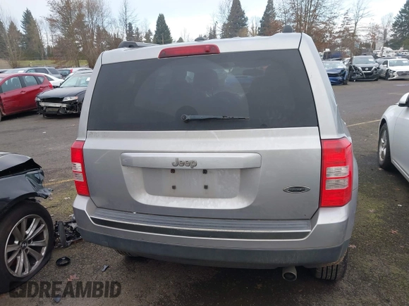 2016 Jeep Patriot Sport with VIN 1C4NJPBA1GD694198, listed as a IAAI auction lot 41291526 with 187,466 mi miles and . Bid and sale history available at DreamBid. Image 16.