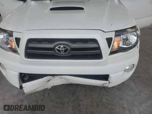 2009 Toyota Tacoma with VIN 3TMMU52N69M015298, listed as a Copart auction lot 54729255 with 341,477 mi miles and Salvage title. Bid and sale history available at DreamBid. Image 11.