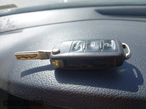2012 Volkswagen Jetta SE с VIN 3VWDX7AJXCM073243, выставлен на аукционе IAAI как лот 41600202 с пробегом 121 281 миль миль и . История ставок и продаж доступна на DreamBid. Изображение 11.