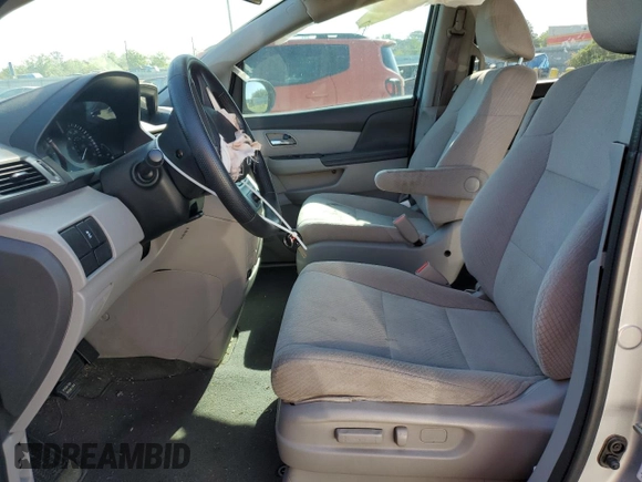 2016 Honda Odyssey LX с VIN 5FNRL5H2XGB119803, выставлен на аукционе Copart как лот 52343755 с пробегом 98 399 миль миль и Списание • Salvage title. История ставок и продаж доступна на DreamBid. Изображение 7.