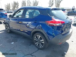 2020 Nissan Kicks SV with VIN 3N1CP5CV1LL501082, listed as a IAAI auction lot 41691787 with 81,753 mi miles. Bid and sale history available at carsss.com. Image 3.