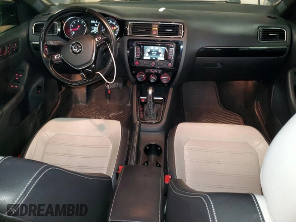 2015 Volkswagen Jetta SE with VIN 3VWD17AJ7FM213318, listed as a Copart auction lot 64006705 with 116,741 mi miles and Salvage title. Bid and sale history available at DreamBid. Image 8.