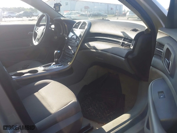 2013 Chevrolet Malibu LS with VIN 1G11B5SA4DF258535, listed as a IAAI auction lot 41994731 with 1 mi miles. Bid and sale history available at carsss.com. Image 5.