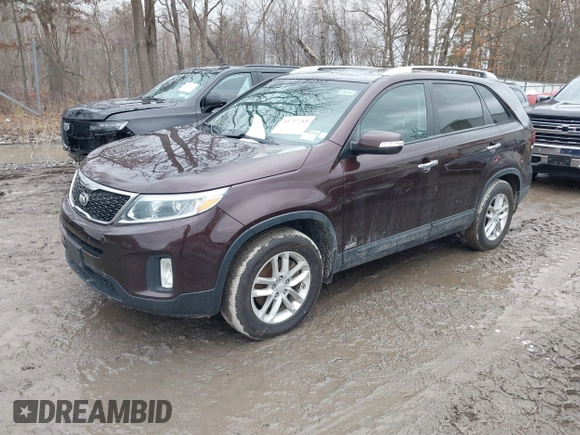 2015 Kia Sorento LX with VIN 5XYKTDA76FG648237, listed as a IAAI auction lot 41717261 with 163,845 mi miles. Bid and sale history available at carsss.com. Image 2.
